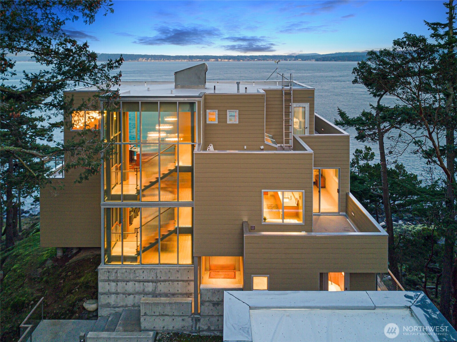 2623 Pear Point Road Friday Harbor, WA 98250 - Photo 38 of 40