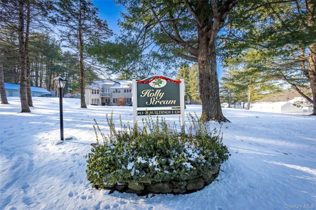 $275,000 | 502 Holly Stream Court, Brewster, NY 10509