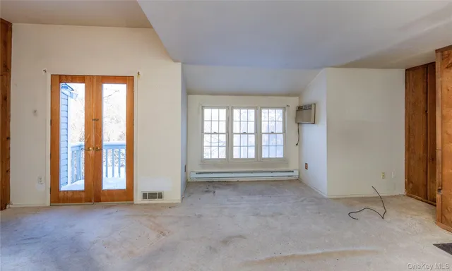 $275,000 | 502 Holly Stream Court, Brewster, NY 10509