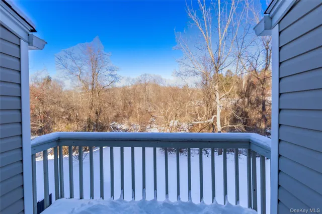 $275,000 | 502 Holly Stream Court, Brewster, NY 10509