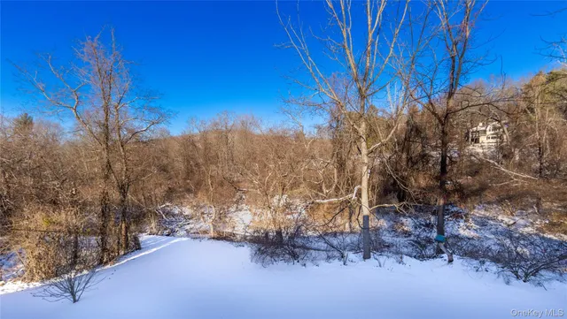 $275,000 | 502 Holly Stream Court, Brewster, NY 10509