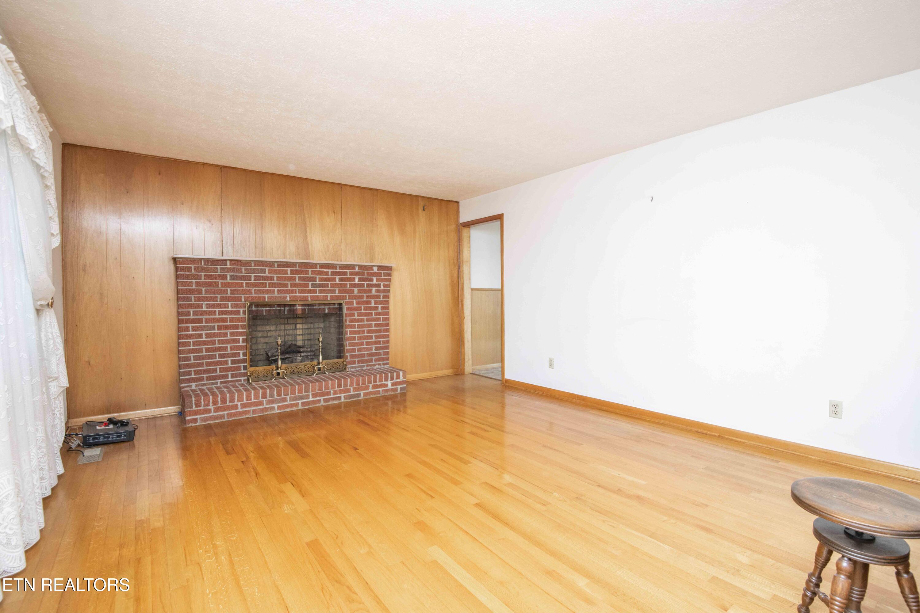 7224 Ridgeview Road Corryton, TN 37721 - Photo 12 of 60 Wood Burning Fireplace