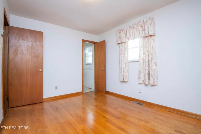 $369,900 | 7224 Ridgeview Road, Corryton, TN 37721