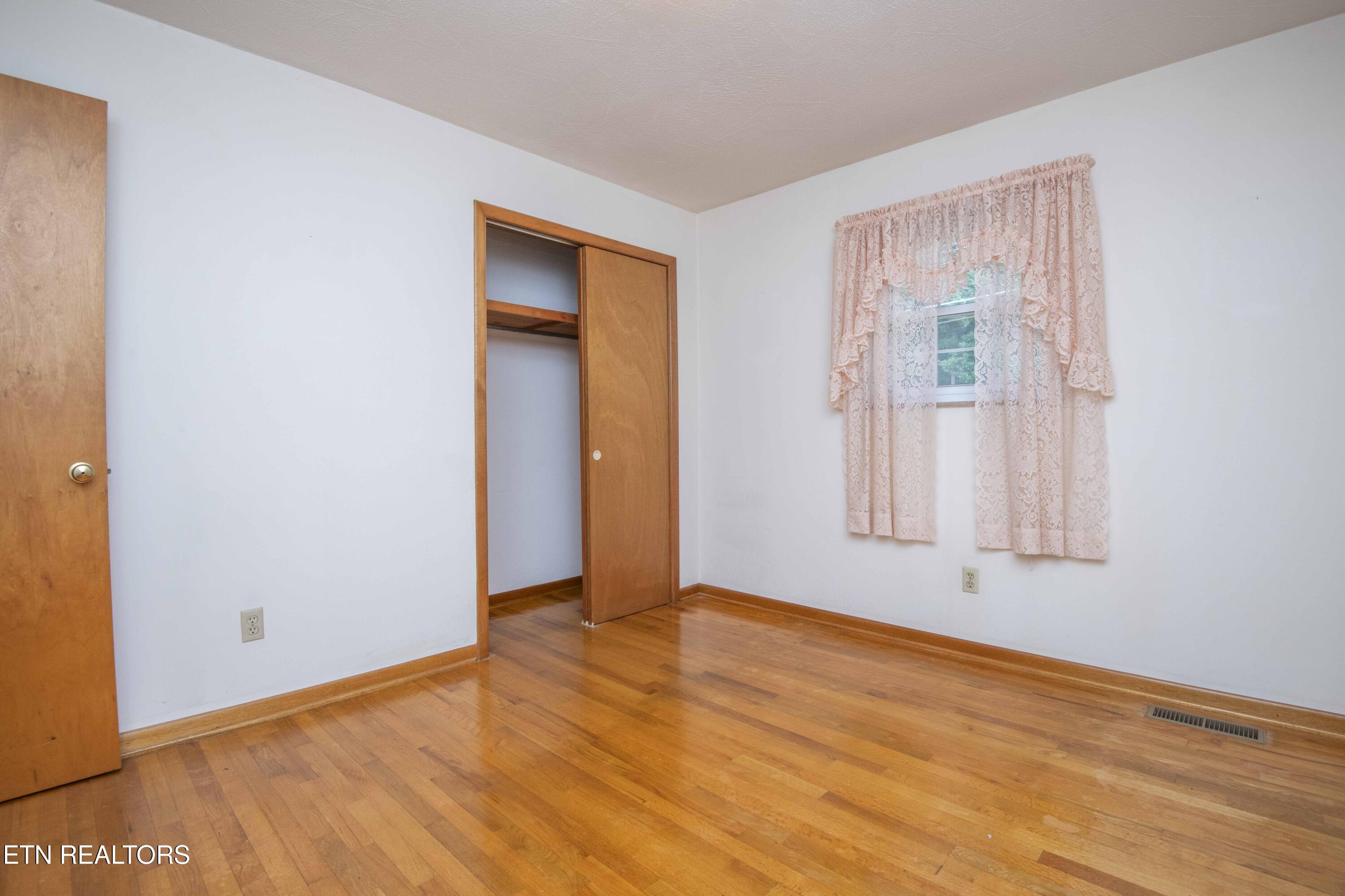 7224 Ridgeview Road Corryton, TN 37721 - Photo 33 of 60 Bedroom 2