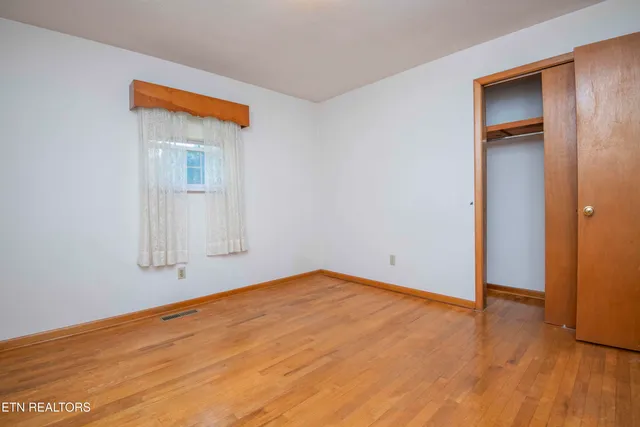 $369,900 | 7224 Ridgeview Road, Corryton, TN 37721