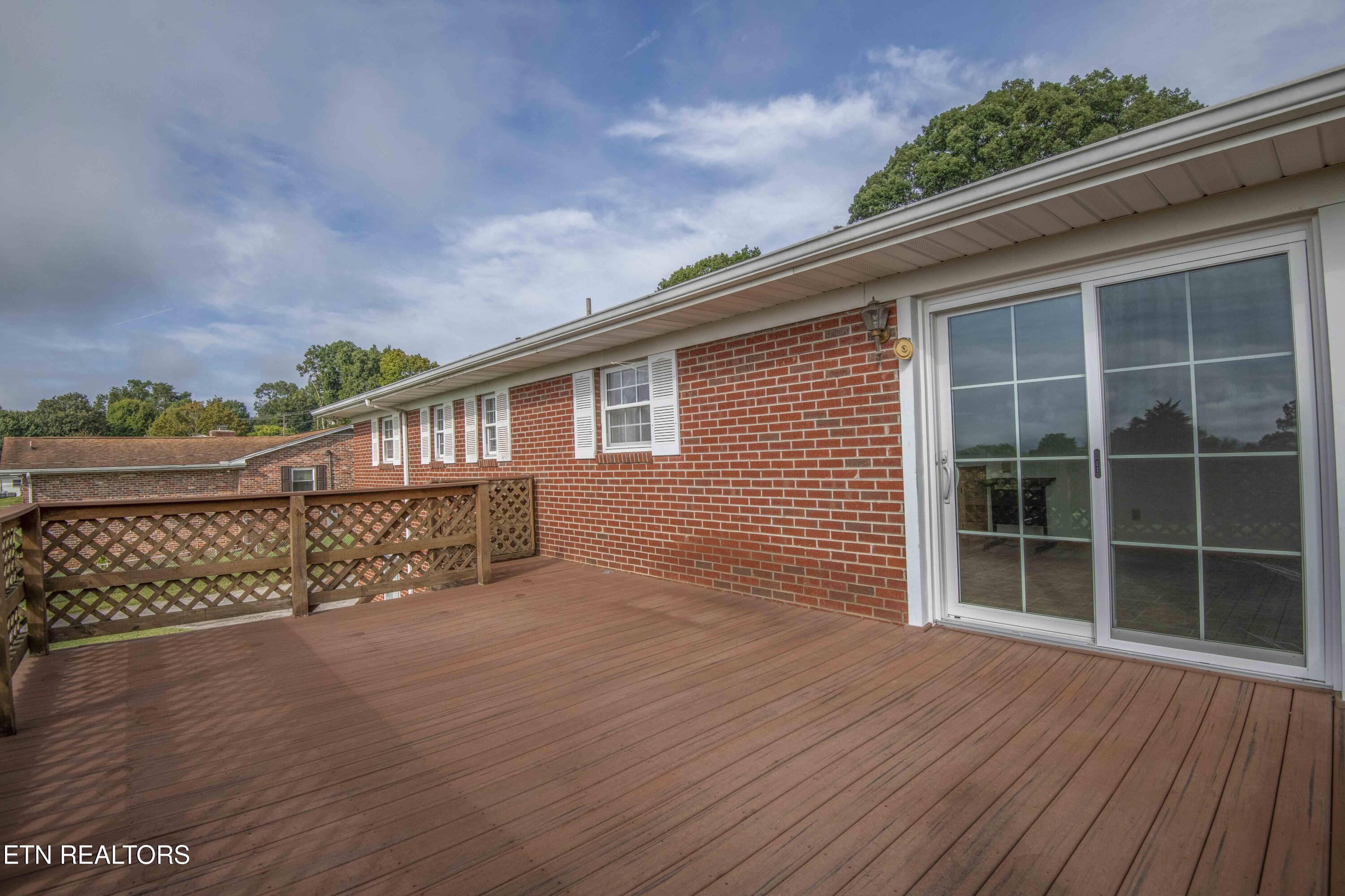 7224 Ridgeview Road Corryton, TN 37721 - Photo 54 of 60 Deck