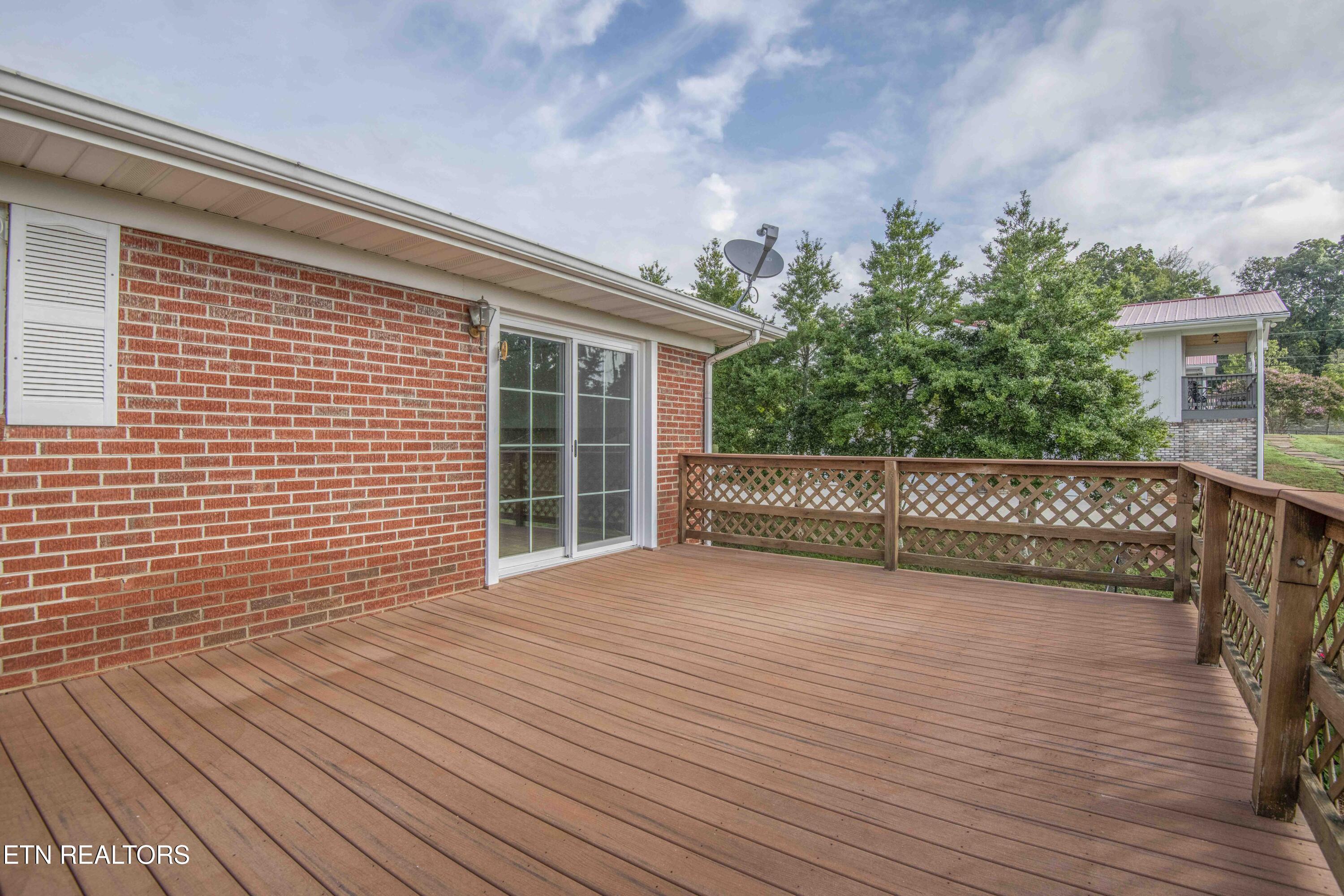 7224 Ridgeview Road Corryton, TN 37721 - Photo 55 of 60 Deck