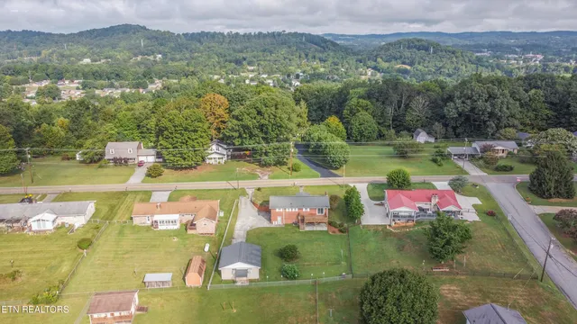 $369,900 | 7224 Ridgeview Road, Corryton, TN 37721