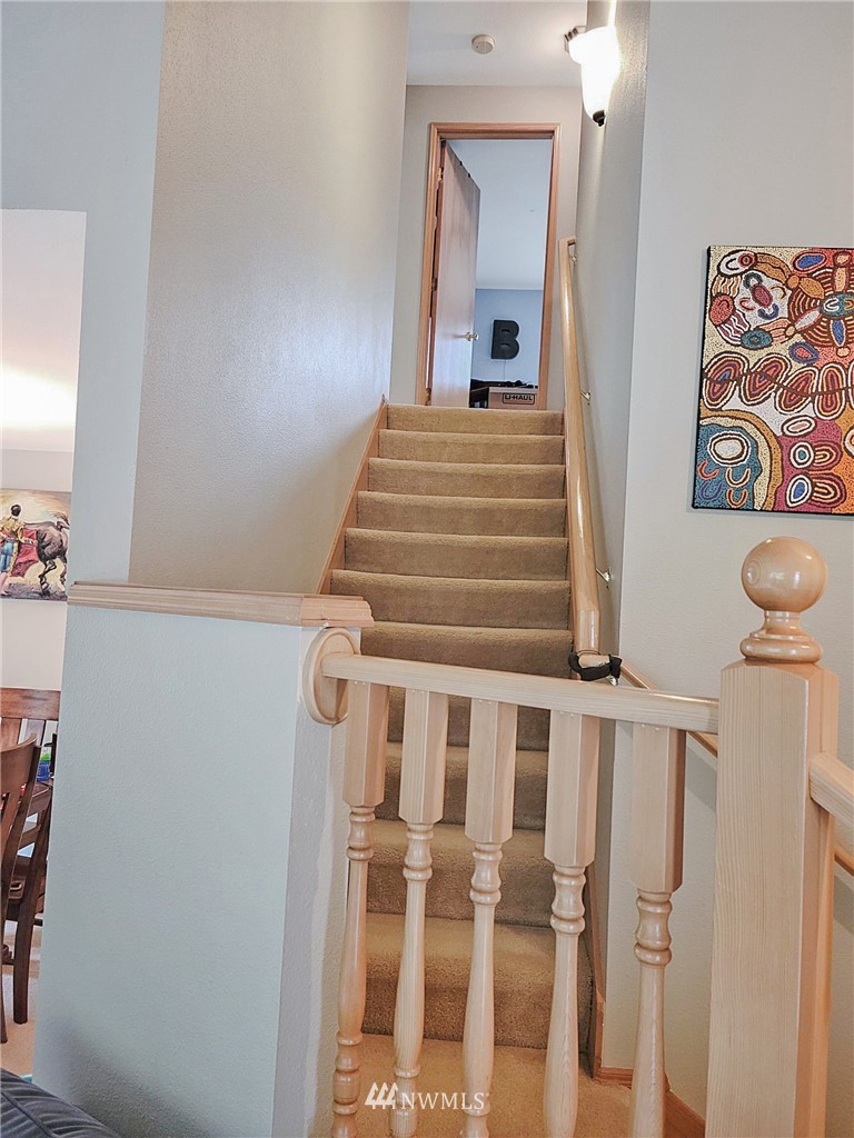 5605 Southeast 1st Place Renton, WA 98059 - Photo 13 of 32 Gallery Image 13
