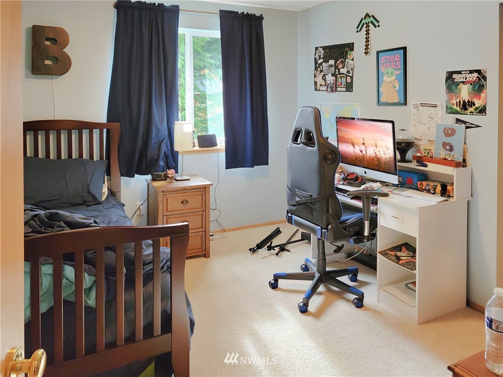 5605 Southeast 1st Place Renton, WA 98059 - Photo 17 of 32 Gallery Image 17