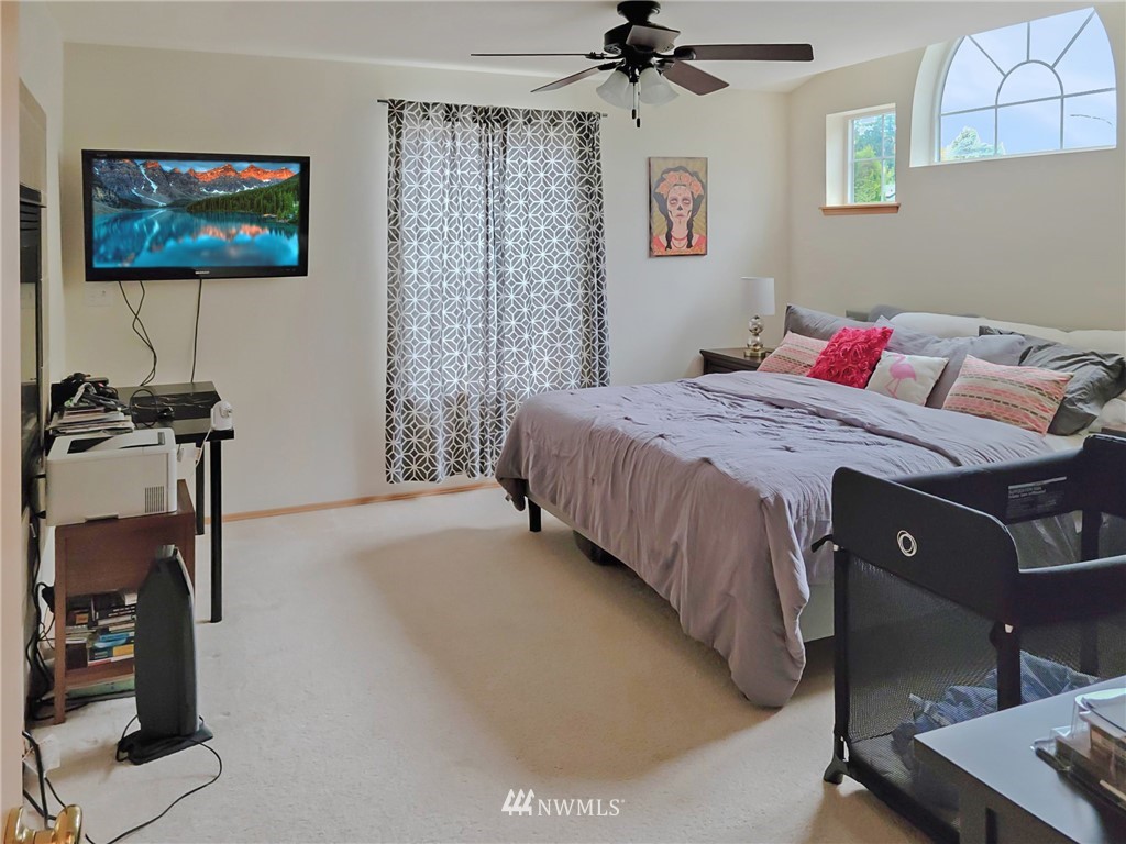 5605 Southeast 1st Place Renton, WA 98059 - Photo 19 of 32 Gallery Image 19