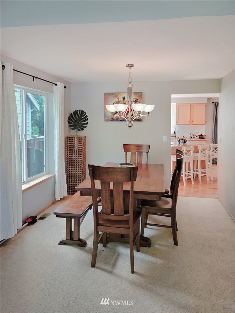 5605 Southeast 1st Place Renton, WA 98059 - Photo 6 of 32 Gallery Image 6