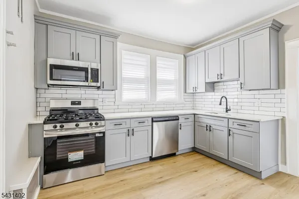 $649,900 | 301 East 9th Avenue, Roselle, NJ 07203