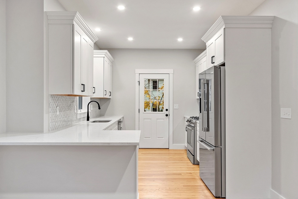14 Robinson Road, Unit 1 Littleton, MA 01460 - Photo 12 of 39 Gallery Image 12