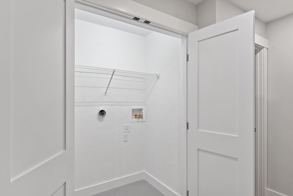 14 Robinson Road, Unit 1 Littleton, MA 01460 - Photo 16 of 39 Gallery Image 16