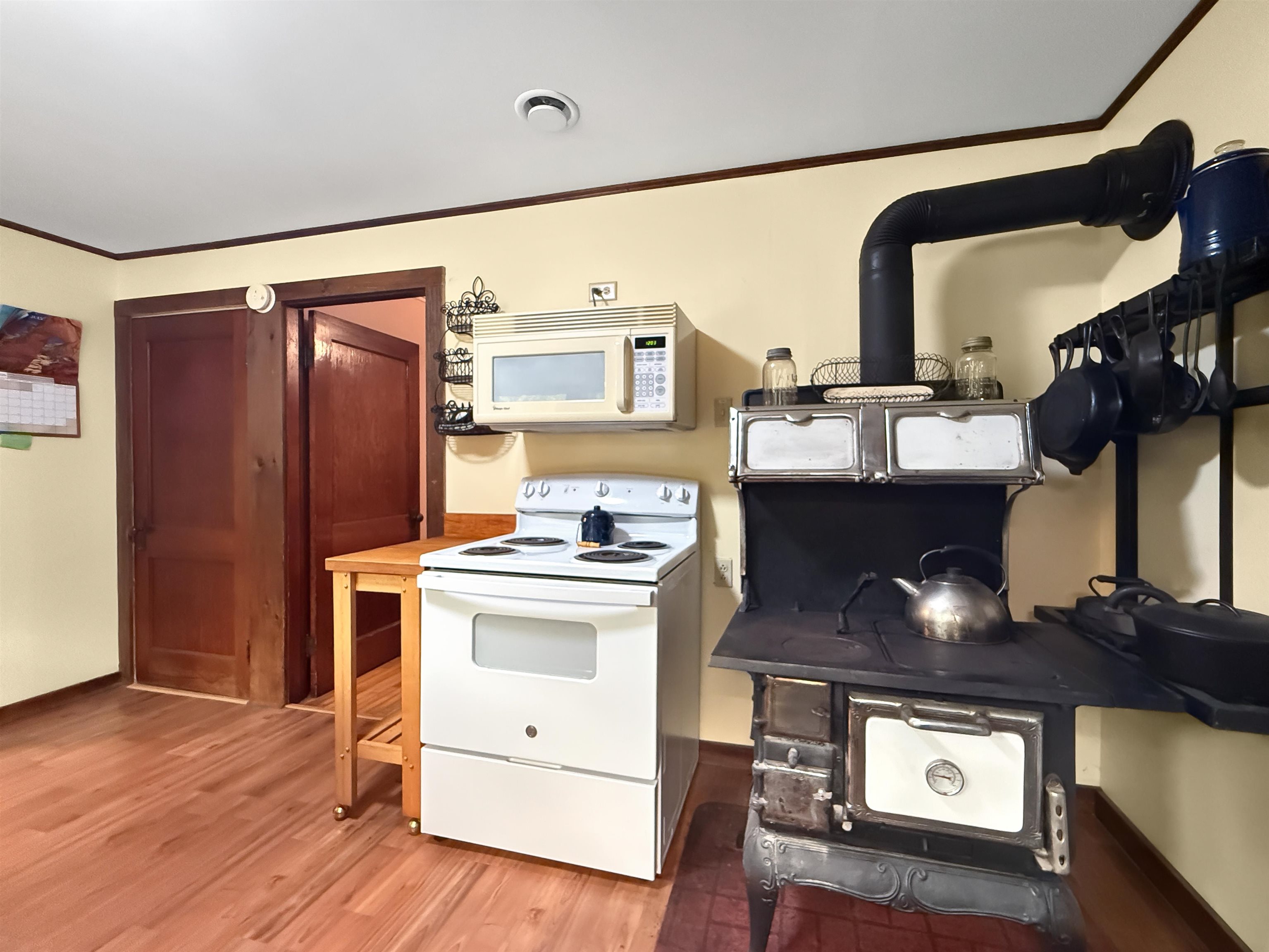 44 Spur Road Stratford, NH 03590 - Photo 5 of 60