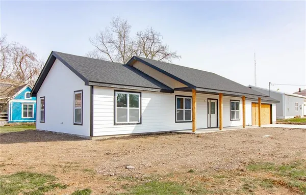 $309,900 | 206 West 4th Street, Holden, MO 64040