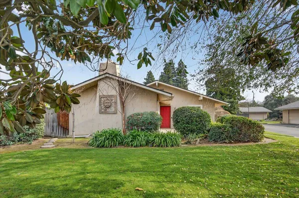 $375,000 | 5740 North West Avenue, Unit 109, Fresno, CA 93711