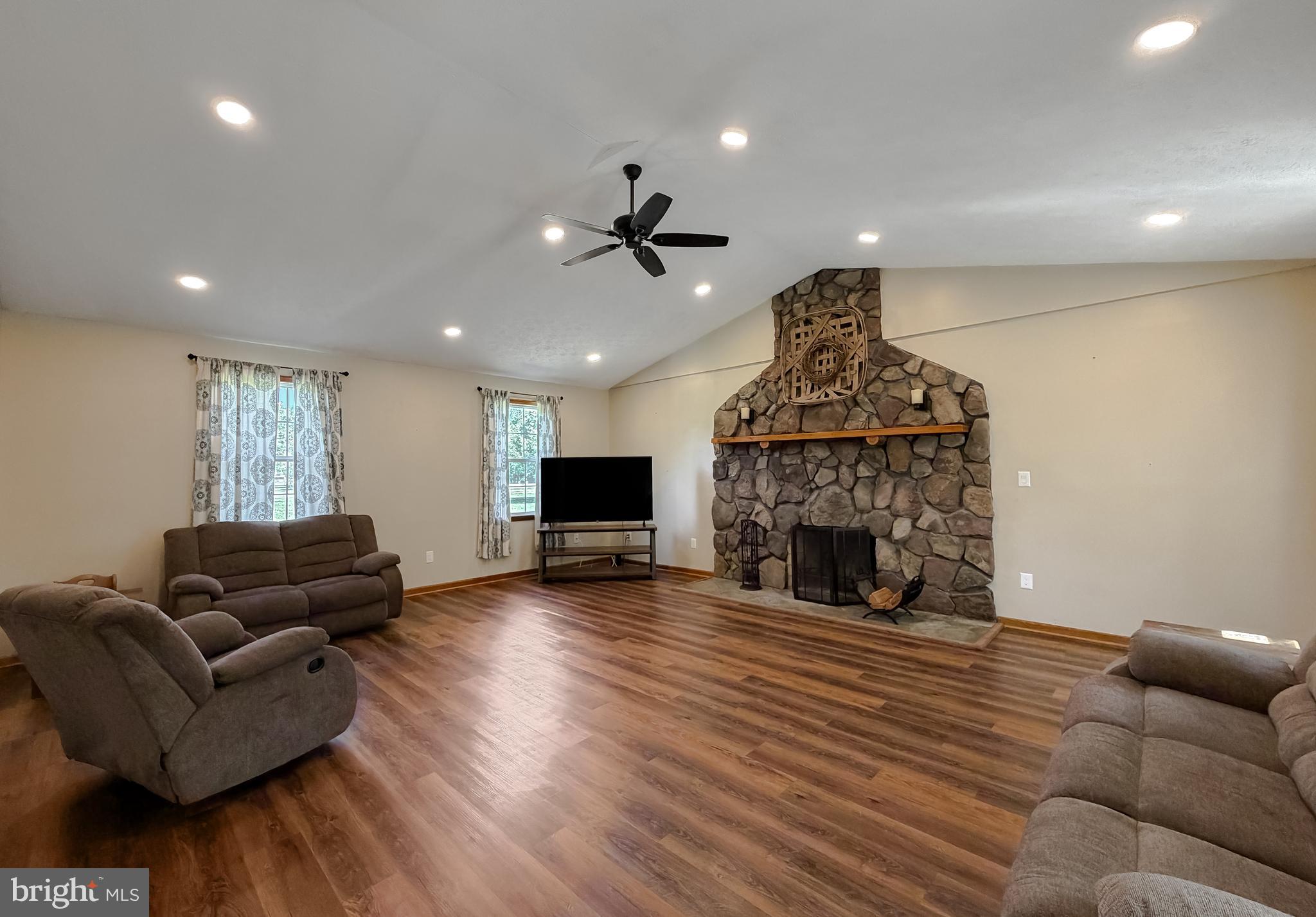 31370 Point Lookout Road Mechanicsville, MD 20659 - Photo 12 of 48