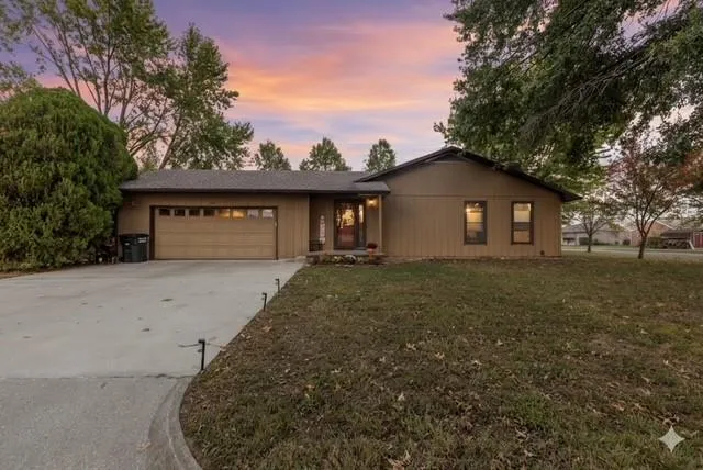 $240,000 | 113 East Hardin Place, Nevada, MO 64772