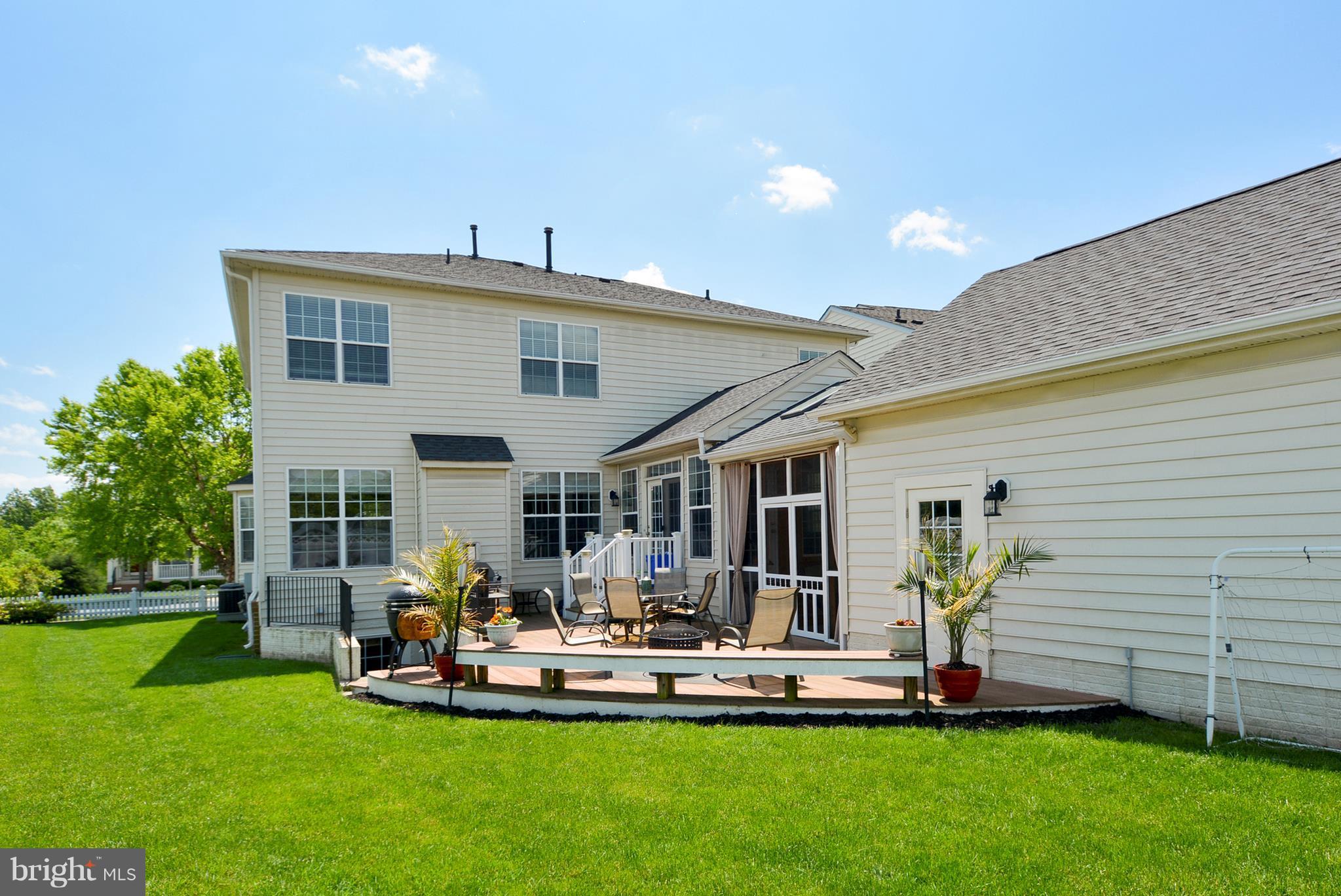 12124 Cypress Spring Road Clarksburg, MD 20871 - Photo 23 of 30 Backyard is ready for your Summer BBQ