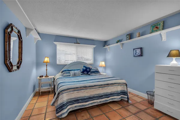 $209,000 | 2541 Northeast 11th Street, Unit 101, Pompano Beach, FL 33062