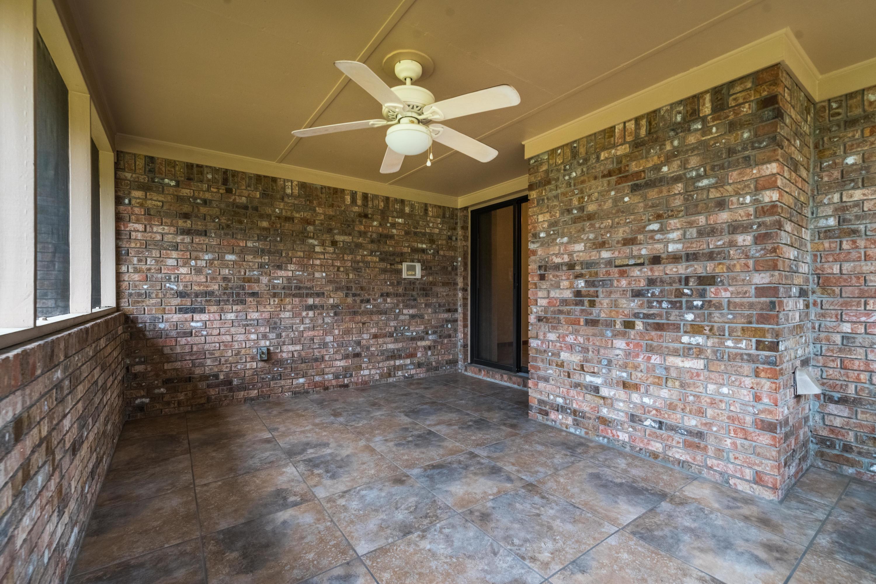 5530 Swamp Fox Road Jacksonville, FL 32210 - Photo 26 of 31 5530 Swamp Fox Rd-27