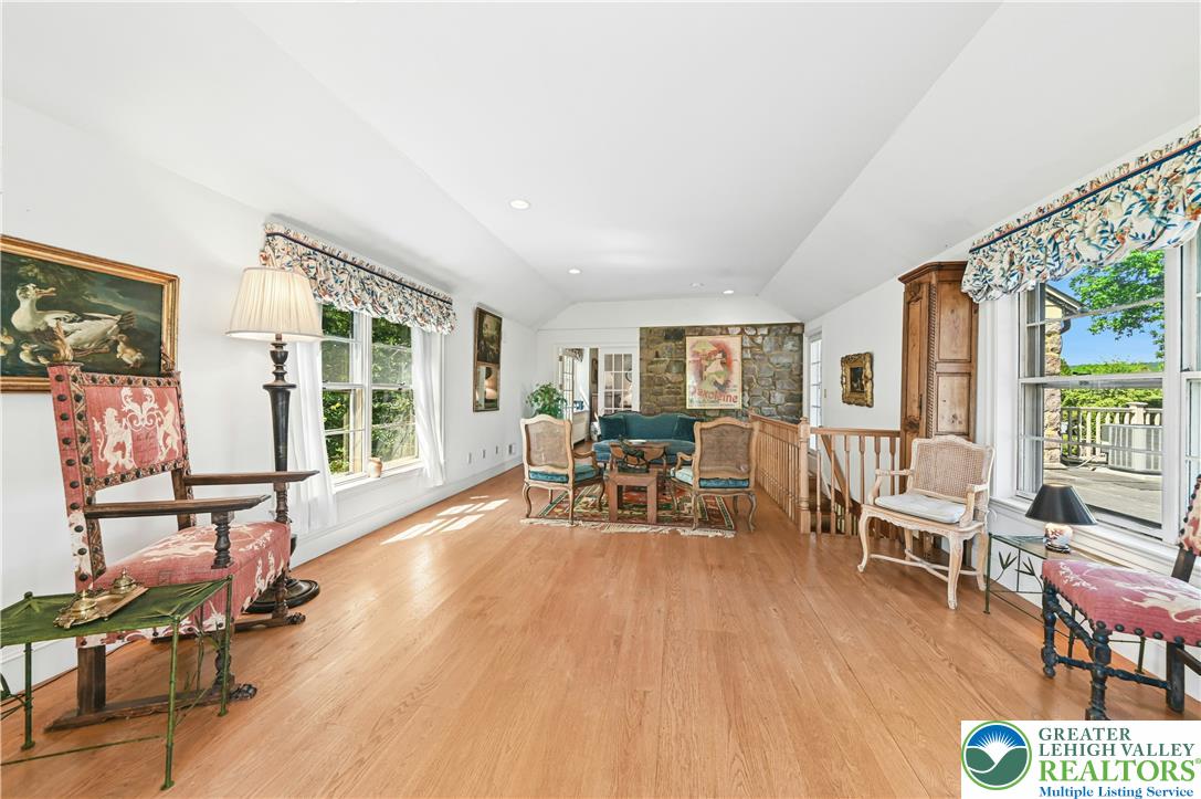 1194 Street Road Buckingham, PA 18938 - Photo 28 of 56