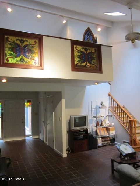 225 Maines Road Hawley, PA 18428 - Photo 12 of 41