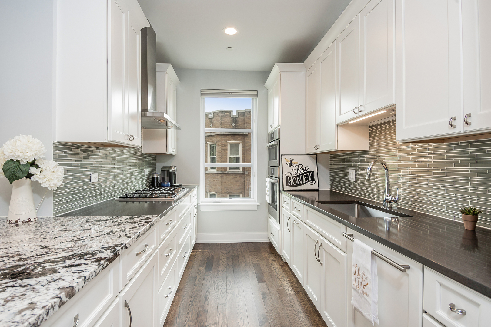 1133 Chicago Avenue, Unit 3E Oak Park, IL 60302 - Photo 11 of 26