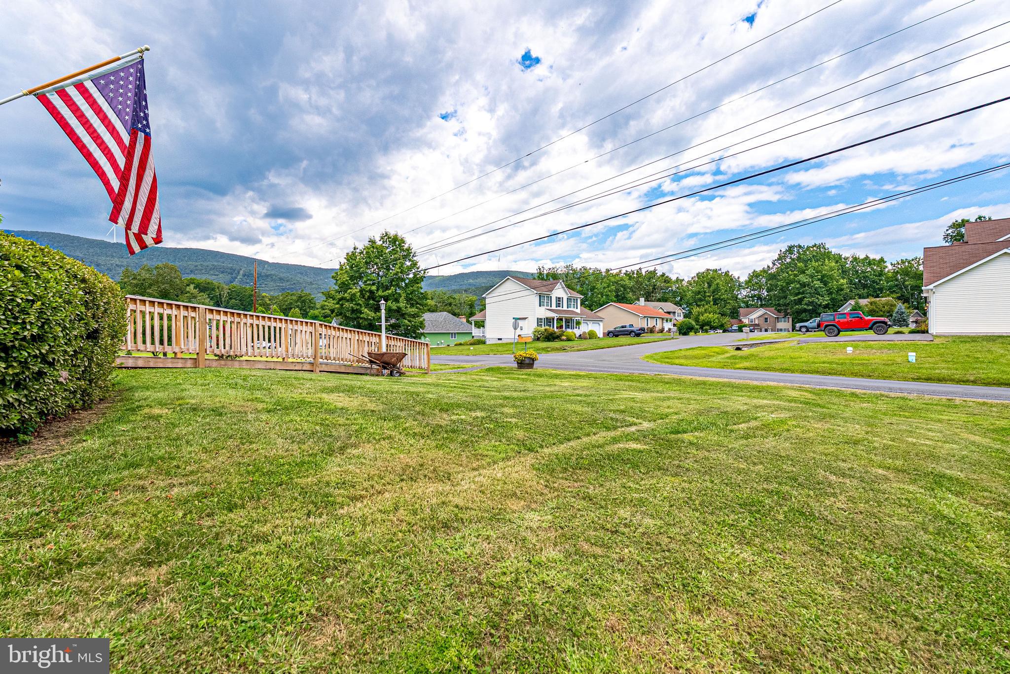 14100 Brant Road Southwest Cumberland, MD 21502 - Photo 34 of 40 a view of a volley ball court