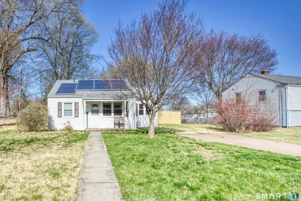 $2,700 | 124 Mayflower Street, West Hartford, CT 06110