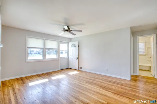 $2,700 | 124 Mayflower Street, West Hartford, CT 06110