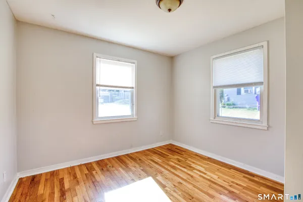 $2,700 | 124 Mayflower Street, West Hartford, CT 06110