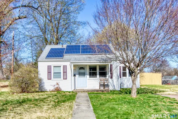 $2,700 | 124 Mayflower Street, West Hartford, CT 06110