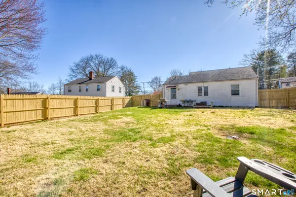 $2,700 | 124 Mayflower Street, West Hartford, CT 06110