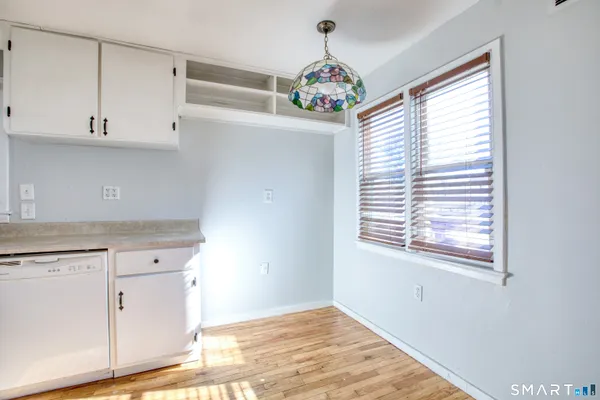 $2,700 | 124 Mayflower Street, West Hartford, CT 06110