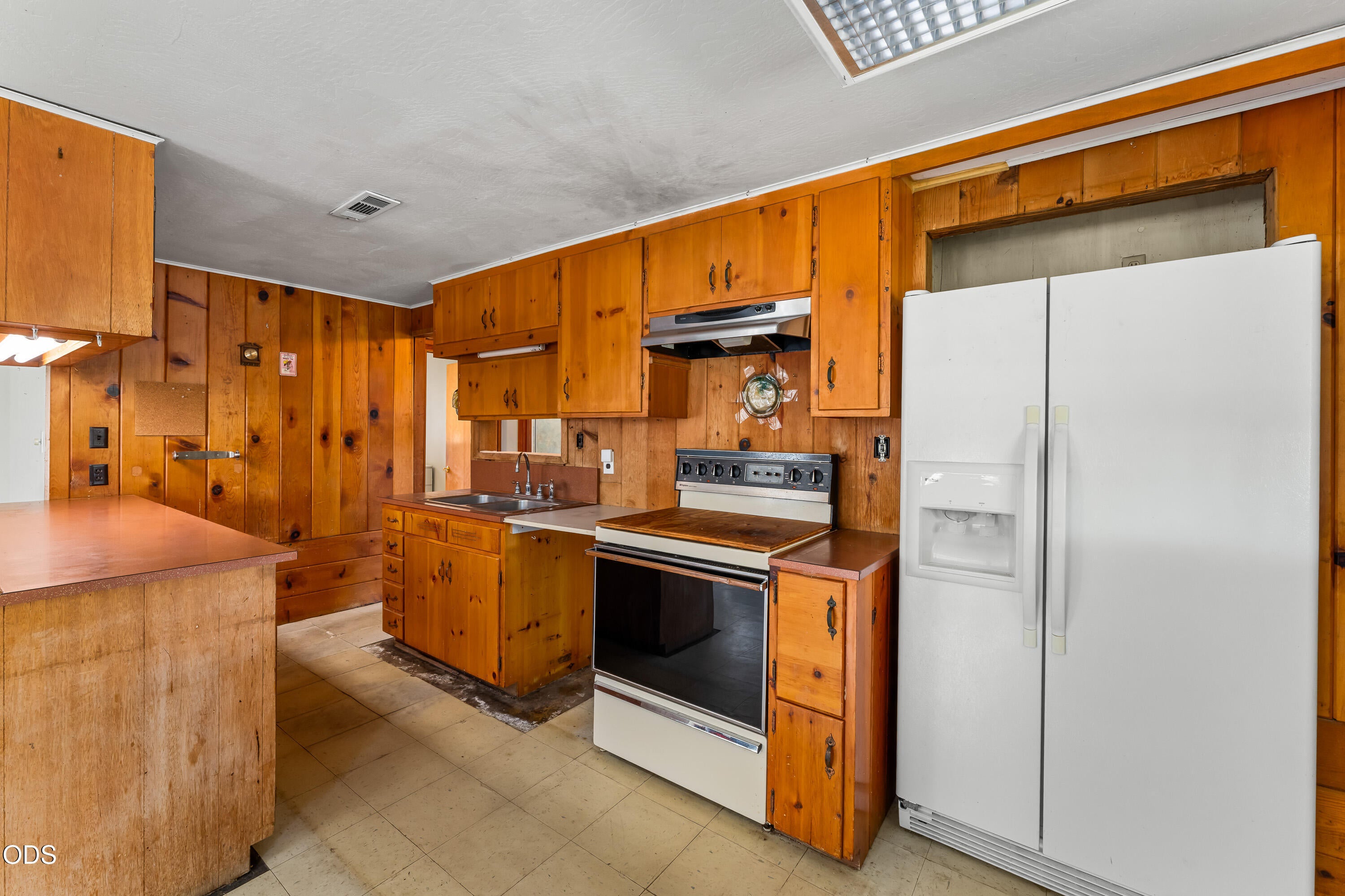 175 West Evans Creek Road Rogue River, OR 97537 - Photo 6 of 35 Gallery Image 6