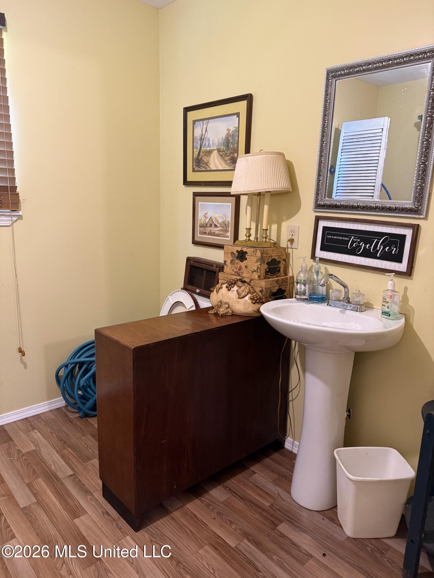 1297 Mudline Road Lake, MS 39092 - Photo 10 of 15 half bath