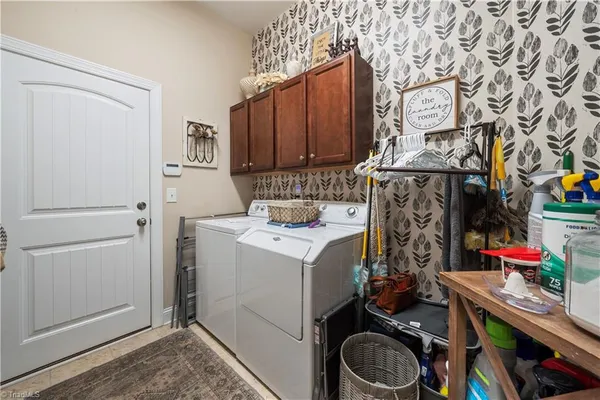 $599,900 | 1285 Meadow Chase Drive, Lewisville, NC 27023