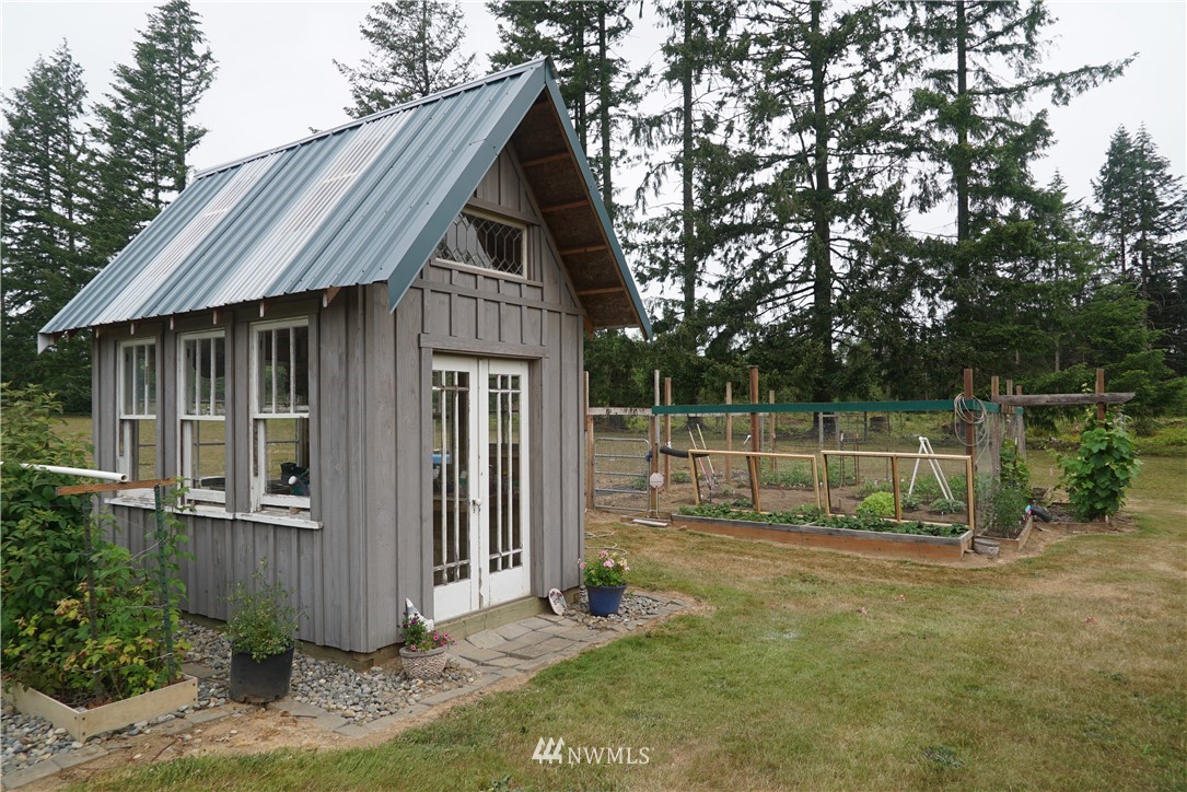 745 Tennessee Road Winlock, WA 98596 - Photo 23 of 25
