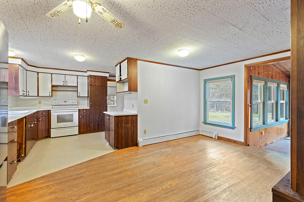 42 Old Belgrade Road Augusta, ME 04330 - Photo 10 of 34 54_BP5A0030_DxO_mls