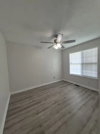 $1,350 | 1040 Bush Avenue, Oak Grove, KY 42262