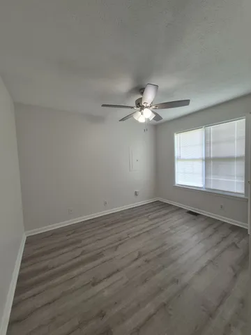 $1,350 | 1040 Bush Avenue, Oak Grove, KY 42262