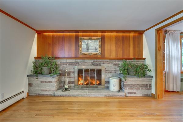 19 Wellington Road Winchester, MA 01890 - Photo 6 of 29 Gallery Image 6