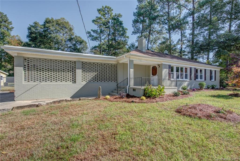 512 Friday Park Road Dallas, NC 28034 - Photo 4 of 23 Gallery Image 4