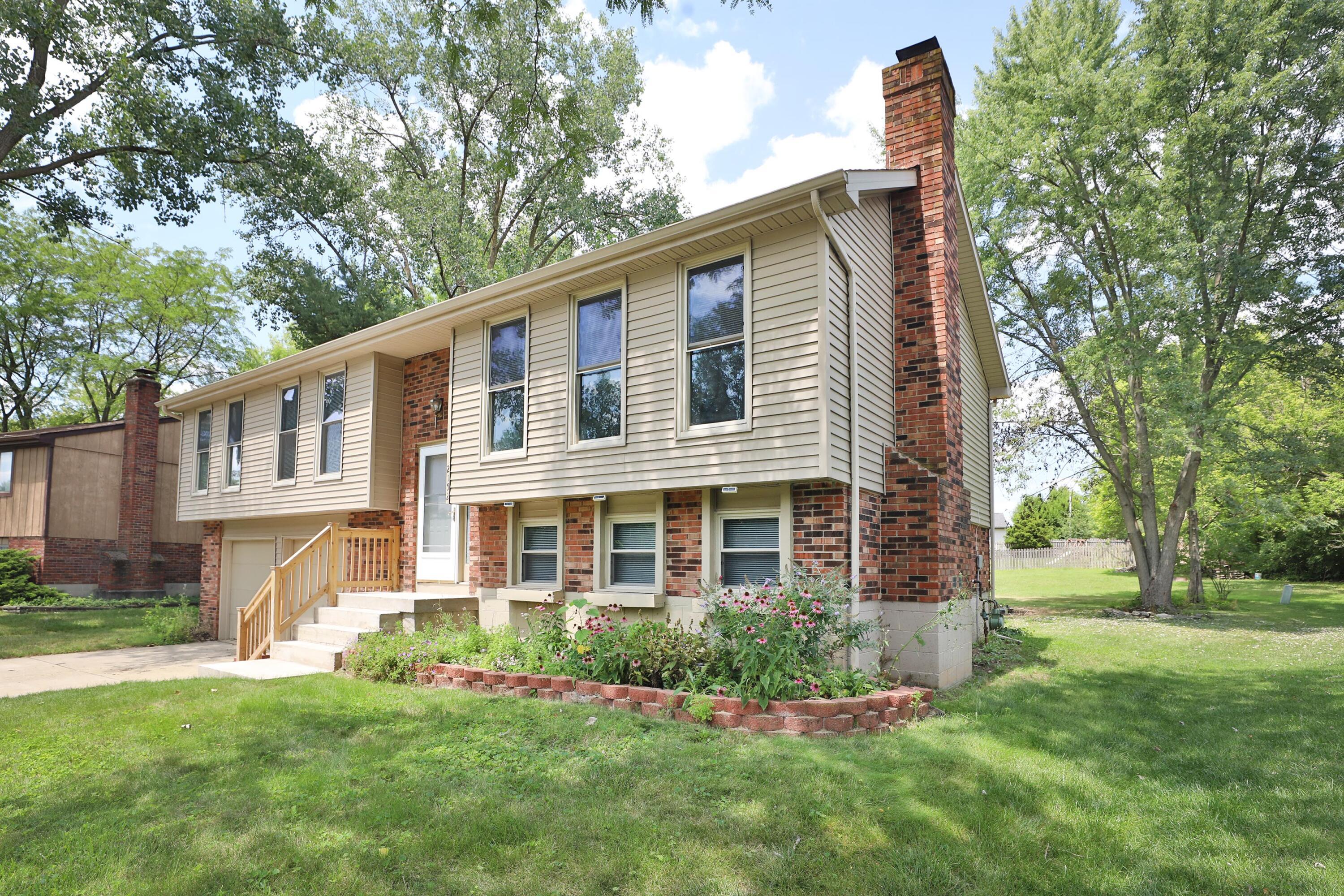 2152 Smokymill Road Dublin, OH 43016 - Photo 2 of 37 2152-Smokymill-02