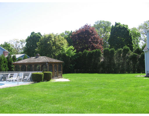 103 Squassick Road West Springfield, MA 01089 - Photo 15 of 15 Gallery Image 15