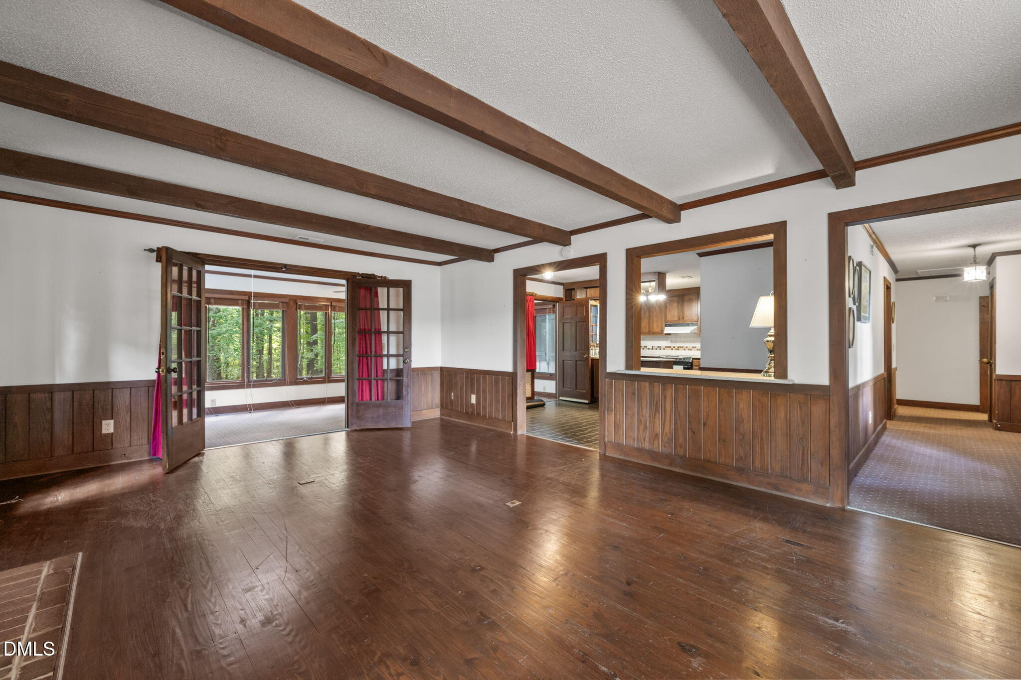 9001 Old Creedmoor Road Raleigh, NC 27613 - Photo 10 of 55 Living room (5)