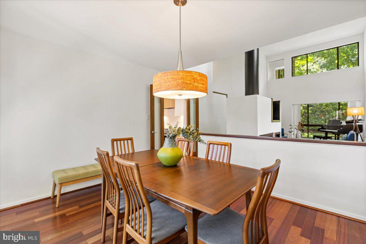9411 Fernwood Road Bethesda, MD 20817 - Photo 13 of 101 a view of a dining room with furniture and window